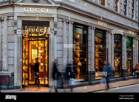 gucci europe website